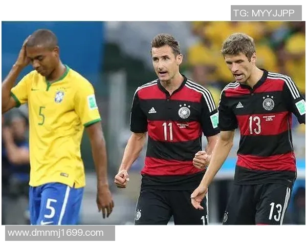 德国与巴西激战正酣勒夫表情引发球迷热议