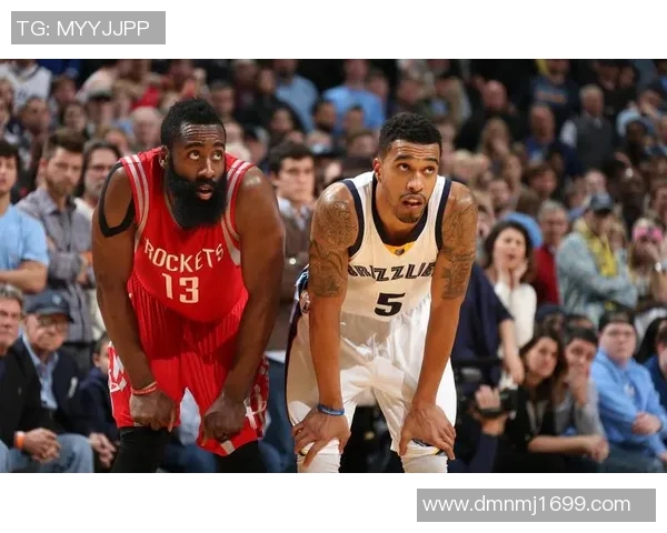 火箭队与灰熊队季前赛精彩直播全程回顾与分析