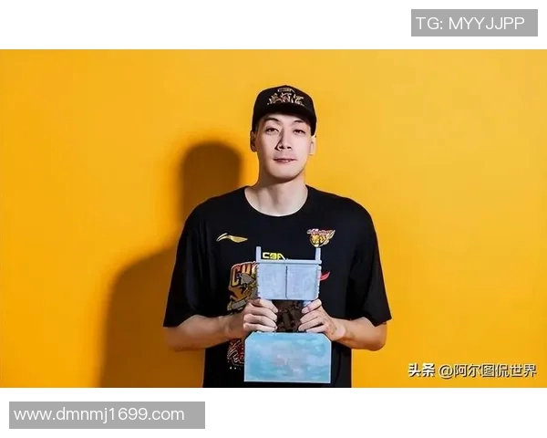 任骏飞领衔球队奋战赛季展现拼搏精神与团队合作的力量