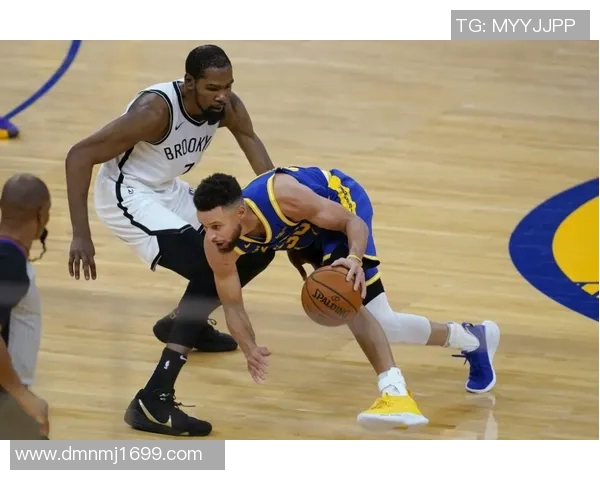 飓风希金斯与戴维斯的巅峰对决谁能笑到最后的精彩较量 飓风希金斯与戴维斯的巅峰对决谁能笑到最后的精彩较量